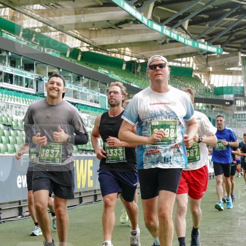 13.09.2026 - 21. swb-Marathon Bremen Michael Burmester http://msf.ph/oto/10422907 13.09.2026 13:23:04 Laufen im Stadion 128, 160, 211, 258, 324, 343, 351, 434, 533, 571, 609, 708, 851, 892, 1157, 1178, 1259, 1331, 1344, 1417, 1597, 1598, 1657, 1669, 1691, 1729, 1746, 1788, 1883, 2213, 2286, 2290, 2433, 2445, 2475, 2495, 2504, 2526, 2619, 2632, 2652, 2660, 2685, 2711, 2768, 2936, 2964, 2968, 2995, 3034, 3225, 3252, 3282, 3288, 3289, 3292, 3347, 3351, 3364, 3395, 3423, 3447, 3505, 3530, 3559, 3682, 3727, 3770, 3784, 3819, 4020, 4054, 4231, 4406, 4407, 4431, 4466, 4467, 4584, 1506 meine-sportfotos.de