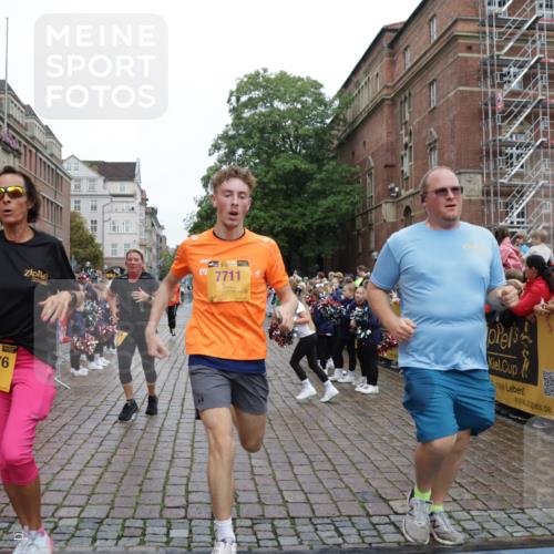 13.09.2026 - Kiel Lauf Yannick Fuchs http://msf.ph/oto/10422921 13.09.2026 09:43:56 Ziel 654, 4522, 5026, 5171, 5857, 7510, 7948, 9814, 10641, 10931, 12376, 40, 401, 1049, 1833, 1857, 4171, 4256, 5964, 7773, 7857, 7905, 8066, 8770, 8834, 9323, 9934, 10189, 10300, 10460, 11246, 12101, 12164, 12575, 537, 793, 2031, 4092, 4283, 6550, 7753, 8300, 11653, 11655, 12098, 12373, 12437, 255, 623, 1508, 4256, 5929, 6377, 7099, 7532, 8066, 8808 meine-sportfotos.de
