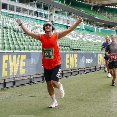 13.09.2026 - 21. swb-Marathon Bremen Michael Burmester http://msf.ph/oto/10422942 13.09.2026 13:00:17 Laufen im Stadion 135, 191, 226, 232, 242, 260, 342, 651, 687, 745, 972, 1080, 1166, 1209, 1368, 1493, 1494, 1516, 1650, 1861, 1935, 1963, 2088, 2210, 2289, 2293, 2306, 2322, 2409, 2427, 2481, 2485, 2490, 2517, 2560, 2561, 2570, 2577, 2658, 2686, 2700, 2708, 2781, 2806, 2827, 2885, 2899, 2906, 2914, 2953, 2961, 2967, 2979, 3015, 3076, 3098, 3105, 3124, 3145, 3168, 3173, 3190, 3233, 3273, 3354, 3385, 3480, 3516, 3524, 3531, 3642, 3652, 3729, 3774, 3855, 3856, 3861, 3930, 3934 meine-sportfotos.de