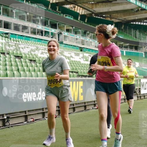 13.09.2026 - 21. swb-Marathon Bremen Michael Burmester http://msf.ph/oto/10422999 13.09.2026 10:46:06 Laufen im Stadion 10137, 10161, 10194, 10202, 10242, 10344, 10430, 10472, 10524, 10535, 10568, 10600, 10651, 10679, 10713, 10895, 10970, 10979, 11050, 11081, 11181, 11200, 11244, 11296, 11309, 11367, 11457, 11495, 11529, 11530, 11546, 11573, 11574, 11579, 11675, 11709, 11760, 11808, 11821, 11932, 12057, 12089, 12151, 12153, 12177, 12178, 12211, 12224, 12226, 12285, 12316, 12317, 12321, 12374, 12422, 12462, 12539, 10002, 10004, 10005, 10148, 10271, 10303, 10330, 10361, 10362 meine-sportfotos.de