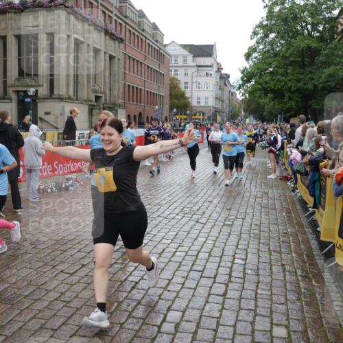 13.09.2026 - Kiel Lauf Yannick Fuchs http://msf.ph/oto/10423032 13.09.2026 10:58:03 Ziel 352, 353, 721, 905, 1220, 1351, 1778, 2234, 4340, 4592, 5154, 5163, 5232, 5540, 5958, 6353, 6425, 7412, 8253, 8470, 8996, 10086, 10318, 10765, 10785, 11238, 11613, 12204, 12303, 12473, 12633, 12634, 55, 156, 252, 352, 353, 538, 675, 1070, 1517, 1528, 1567, 2081, 3007, 3111, 3548, 3575, 3661, 3667, 3933, 4250, 4497, 4686, 4754, 4765, 4997, 5112, 5375, 5458, 5594, 6697, 6715, 6805, 7255, 8548, 8903, 9486, 10692, 10908, 11345, 11379, 11554, 11762, 11775, 819, 833, 987, 1253 meine-sportfotos.de