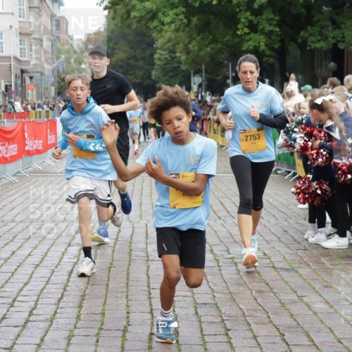 13.09.2026 - Kiel Lauf Yannick Fuchs http://msf.ph/oto/10423044 13.09.2026 09:44:12 Ziel 537, 793, 2031, 2437, 4092, 4283, 6550, 7753, 8300, 11653, 11655, 12098, 12373, 12437, 654, 1833, 4522, 5026, 5171, 5857, 5964, 7510, 7948, 9323, 9814, 9934, 10460, 10641, 10931, 11653, 12164, 12376, 801, 958, 1053, 1849, 1866, 2045, 2212, 2868, 3198, 3688, 4098, 4573, 6892, 6895, 7121, 7430, 7744, 12318, 40, 1049, 1833, 1857, 4171, 7773, 7905, 8770, 8834, 9323, 9934, 10460, 11246, 12101, 12164 meine-sportfotos.de