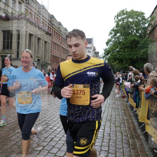 13.09.2026 - Kiel Lauf Yannick Fuchs http://msf.ph/oto/10423053 13.09.2026 10:58:07 Ziel 721, 833, 905, 987, 1220, 1351, 1778, 3325, 3326, 4340, 4592, 5154, 5163, 5232, 5540, 5958, 6345, 6353, 6982, 7412, 8253, 8470, 9309, 10086, 10318, 10765, 10785, 11238, 11613, 12204, 12633, 12634, 12840, 156, 252, 352, 353, 538, 675, 1070, 1517, 1528, 1567, 2081, 2234, 3111, 3548, 3575, 3661, 3667, 3933, 4250, 4497, 4686, 4754, 4765, 4997, 5112, 5375, 5458, 5594, 6353, 6425, 6697, 6715, 6805, 7255, 8548, 8903, 10692, 10908, 11345, 11554, 11762, 11775, 91, 819, 1253 meine-sportfotos.de