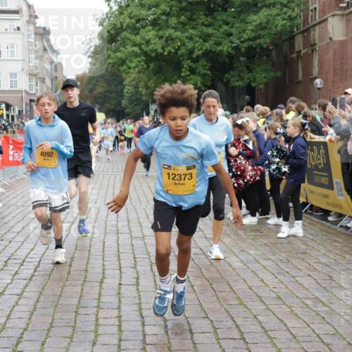 13.09.2026 - Kiel Lauf Yannick Fuchs http://msf.ph/oto/10423058 13.09.2026 09:44:12 Ziel 537, 793, 2031, 2437, 4092, 4283, 6550, 7753, 8300, 11653, 11655, 12098, 12373, 12437, 654, 1833, 4522, 5026, 5171, 5857, 5964, 7510, 7948, 9323, 9814, 9934, 10460, 10641, 10931, 11653, 12164, 12376, 801, 958, 1053, 1849, 1866, 2045, 2212, 2868, 3198, 3688, 4098, 4573, 6892, 6895, 7121, 7430, 7744, 12318, 40, 1049, 1833, 1857, 4171, 7773, 7905, 8770, 8834, 9323, 9934, 10460, 11246, 12101, 12164 meine-sportfotos.de