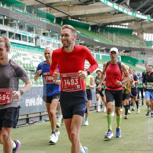 13.09.2026 - 21. swb-Marathon Bremen Michael Burmester http://msf.ph/oto/10423075 13.09.2026 13:00:20 Laufen im Stadion 135, 191, 226, 232, 242, 260, 318, 342, 651, 687, 745, 972, 1080, 1166, 1209, 1368, 1493, 1494, 1516, 1650, 1861, 1935, 1963, 2088, 2210, 2289, 2293, 2306, 2322, 2409, 2427, 2481, 2485, 2490, 2517, 2560, 2561, 2570, 2627, 2658, 2686, 2700, 2708, 2781, 2806, 2827, 2885, 2899, 2906, 2914, 2953, 2961, 2967, 2979, 3015, 3076, 3098, 3105, 3124, 3145, 3168, 3173, 3190, 3233, 3273, 3354, 3385, 3480, 3516, 3524, 3531, 3642, 3652, 3729, 3774, 3855, 3856, 3861, 3930, 3934 meine-sportfotos.de