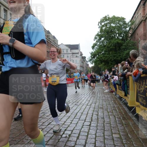 13.09.2026 - Kiel Lauf Yannick Fuchs http://msf.ph/oto/10423096 13.09.2026 10:58:16 Ziel 721, 819, 833, 987, 1253, 1351, 1404, 1910, 2309, 3222, 3325, 3326, 3671, 4160, 4212, 4592, 5172, 5314, 5540, 5668, 6345, 6982, 7256, 7340, 7412, 9309, 9458, 9476, 10364, 10785, 10805, 11238, 11613, 12123, 12456, 12701, 12821, 12840, 252, 352, 353, 538, 905, 1220, 1351, 1517, 1528, 1567, 1778, 2234, 3111, 3548, 3575, 3661, 3667, 3933, 4250, 4340, 4497, 4592, 4754, 4765, 4997, 5154, 5163, 5232, 5458, 5958, 6353, 6425, 6805, 8548, 11345, 91 meine-sportfotos.de