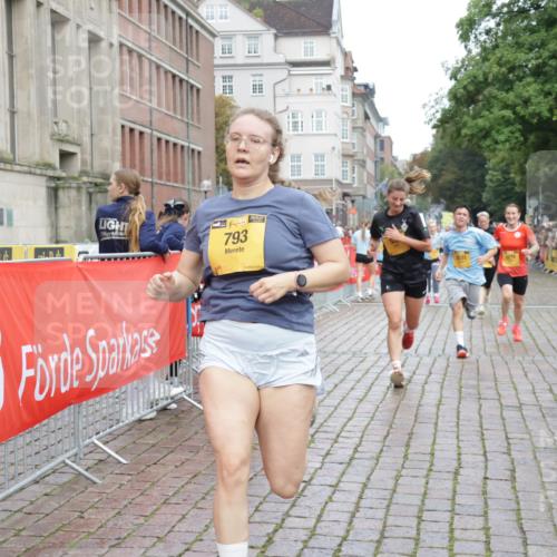 13.09.2026 - Kiel Lauf Yannick Fuchs http://msf.ph/oto/10423110 13.09.2026 09:44:17 Ziel 537, 793, 1053, 2031, 2437, 3688, 4092, 4573, 7753, 12318, 12373, 12437, 654, 4283, 4522, 5026, 5171, 5857, 5964, 6550, 7510, 7948, 8300, 9814, 10641, 10931, 11653, 11655, 12098, 12376, 801, 912, 958, 1849, 1866, 2045, 2212, 2787, 2868, 3198, 3209, 4098, 4316, 6892, 6895, 7121, 7430, 7744, 12161, 1833, 5964, 9323, 9934, 10460, 12164 meine-sportfotos.de