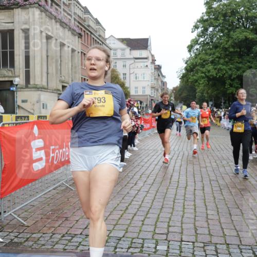 13.09.2026 - Kiel Lauf Yannick Fuchs http://msf.ph/oto/10423117 13.09.2026 09:44:17 Ziel 537, 793, 1053, 2031, 2437, 3688, 4092, 4573, 7753, 12318, 12373, 12437, 654, 4283, 4522, 5026, 5171, 5857, 5964, 6550, 7510, 7948, 8300, 9814, 10641, 10931, 11653, 11655, 12098, 12376, 801, 912, 958, 1849, 1866, 2045, 2212, 2787, 2868, 3198, 3209, 4098, 4316, 6892, 6895, 7121, 7430, 7744, 12161, 1833, 5964, 9323, 9934, 10460, 12164 meine-sportfotos.de