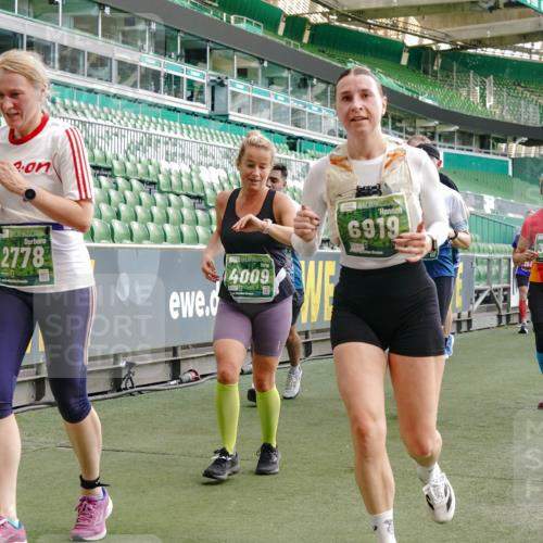 13.09.2026 - 21. swb-Marathon Bremen Michael Burmester http://msf.ph/oto/10423159 13.09.2026 13:23:13 Laufen im Stadion 128, 137, 160, 182, 211, 324, 343, 434, 533, 571, 609, 708, 721, 743, 892, 1157, 1178, 1259, 1331, 1417, 1597, 1598, 1657, 1669, 1691, 1729, 1746, 1788, 1883, 2213, 2286, 2290, 2433, 2445, 2475, 2495, 2503, 2504, 2526, 2619, 2632, 2652, 2660, 2685, 2711, 2768, 2936, 2964, 2968, 3252, 3282, 3288, 3289, 3292, 3347, 3351, 3364, 3395, 3423, 3447, 3505, 3530, 3559, 3682, 3727, 3770, 3784, 3819, 4020, 4054, 4231, 4406, 4407, 4431, 4466, 4467, 4584, 1506 meine-sportfotos.de
