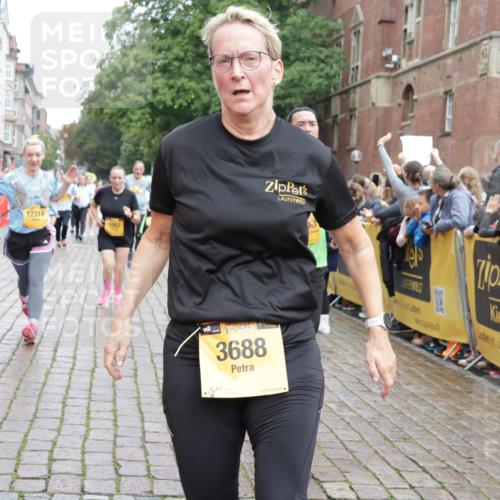 13.09.2026 - Kiel Lauf Yannick Fuchs http://msf.ph/oto/10423190 13.09.2026 09:44:22 Ziel 537, 793, 801, 1053, 1849, 2031, 2437, 2868, 3688, 4098, 4573, 6892, 7121, 7744, 12318, 12437, 654, 4092, 4283, 4522, 5026, 5171, 5857, 6550, 7510, 7753, 7948, 8300, 9814, 10641, 10931, 11653, 11655, 12098, 12373, 12376, 912, 958, 1866, 2045, 2212, 2787, 3198, 3209, 4316, 4693, 6895, 7356, 7430, 12161, 12218, 654, 4522, 5857, 5964, 9323, 9934 meine-sportfotos.de