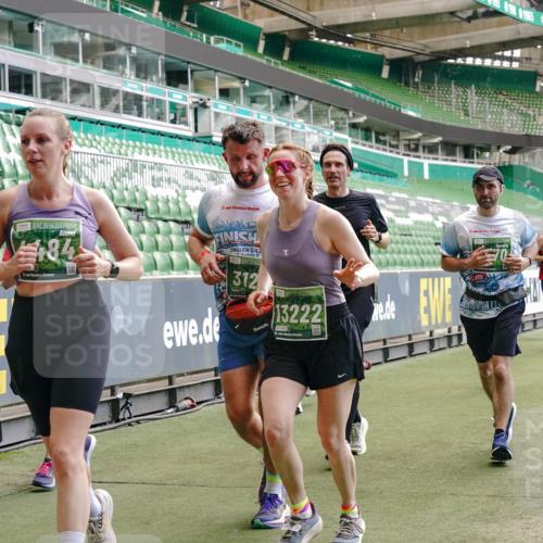 13.09.2026 - 21. swb-Marathon Bremen Michael Burmester http://msf.ph/oto/10423337 13.09.2026 13:00:27 Laufen im Stadion 135, 191, 226, 232, 242, 260, 318, 342, 440, 651, 687, 745, 972, 1080, 1166, 1209, 1368, 1493, 1494, 1516, 1650, 1861, 1935, 1963, 2088, 2210, 2289, 2293, 2306, 2322, 2370, 2409, 2427, 2481, 2485, 2490, 2517, 2560, 2561, 2570, 2627, 2658, 2686, 2700, 2708, 2781, 2806, 2827, 2899, 2906, 2914, 2953, 2961, 2967, 2979, 3015, 3076, 3105, 3124, 3145, 3168, 3173, 3190, 3273, 3354, 3375, 3385, 3480, 3516, 3524, 3531, 3642, 3652, 3729, 3774, 3855, 3856, 3861, 3930, 3934 meine-sportfotos.de