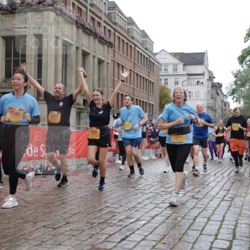13.09.2026 - Kiel Lauf Yannick Fuchs http://msf.ph/oto/10423440 13.09.2026 10:58:44 Ziel 79, 1521, 2156, 2307, 2473, 2896, 2994, 4395, 6497, 7888, 8004, 8059, 8348, 8841, 9417, 11514, 11699, 12659, 12672, 91, 819, 833, 971, 987, 1253, 1404, 1858, 1910, 1978, 2309, 2461, 2752, 2965, 3222, 3235, 3237, 3325, 3326, 3559, 3671, 3833, 3842, 4160, 4212, 4456, 5172, 5314, 5605, 5668, 5775, 6345, 6906, 6982, 7256, 7315, 7340, 7367, 7482, 7738, 7856, 7949, 8381, 8752, 9132, 9458, 9809, 9827, 9937, 10135, 10503, 10878, 11023, 724, 905, 1778, 8253 meine-sportfotos.de