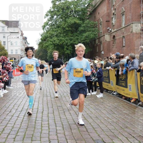 13.09.2026 - Kiel Lauf Yannick Fuchs http://msf.ph/oto/10423474 13.09.2026 09:44:46 Ziel 912, 1224, 4693, 7356, 7460, 9986, 10777, 11046, 11239, 12218, 537, 793, 801, 958, 1053, 1849, 1866, 2031, 2045, 2212, 2437, 2787, 2868, 3198, 3209, 3688, 4092, 4098, 4316, 4573, 6892, 6895, 7121, 7430, 7744, 7753, 12161, 12318, 12437, 98, 312, 2456, 2704, 3138, 3517, 3717, 4118, 5562, 5939, 6023, 6135, 8028, 8189, 11043, 12676, 793, 4092, 7753, 8300, 12098, 12373 meine-sportfotos.de