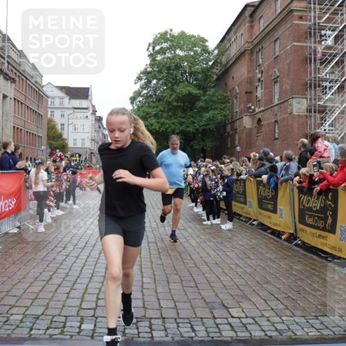 13.09.2026 - Kiel Lauf Yannick Fuchs http://msf.ph/oto/10423531 13.09.2026 09:44:49 Ziel 1224, 4118, 4693, 5939, 6023, 7356, 7460, 9986, 10777, 11043, 11046, 11239, 12218, 537, 793, 801, 912, 958, 1053, 1849, 1866, 2031, 2045, 2212, 2437, 2787, 2868, 3198, 3209, 3688, 4098, 4316, 4573, 6892, 6895, 7121, 7430, 7744, 12161, 12318, 12437, 98, 312, 2456, 2704, 2786, 3138, 3517, 3717, 5562, 6135, 8028, 8189, 10006, 12676, 537, 793, 2031, 2437, 4092, 7753, 12373, 12437 meine-sportfotos.de