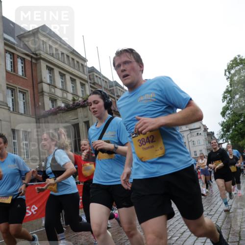13.09.2026 - Kiel Lauf Yannick Fuchs http://msf.ph/oto/10423578 13.09.2026 10:58:58 Ziel 788, 1085, 1094, 1729, 1990, 2265, 2557, 2559, 2862, 2994, 3943, 3944, 7757, 8059, 8188, 8348, 9306, 9313, 9387, 10167, 10654, 10655, 10969, 11087, 11585, 12223, 12520, 12694, 79, 91, 971, 1521, 1978, 2156, 2307, 2461, 2473, 2752, 2896, 2965, 2994, 3235, 3237, 3559, 3833, 3842, 4395, 4456, 5605, 5775, 6497, 6906, 7315, 7367, 7738, 7856, 7888, 7949, 8004, 8381, 8752, 8841, 9132, 9417, 9809, 9937, 10135, 10503, 10878, 11023, 11699, 12659, 12672, 724, 2385, 2639, 3480 meine-sportfotos.de