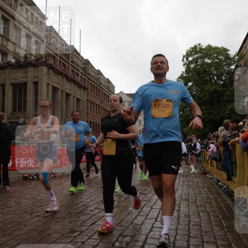 13.09.2026 - Kiel Lauf Yannick Fuchs http://msf.ph/oto/10423610 13.09.2026 10:59:00 Ziel 724, 788, 1085, 1094, 1729, 1990, 2265, 2557, 2559, 2862, 3332, 3943, 3944, 4609, 7757, 8188, 9306, 9313, 9387, 10167, 10551, 10654, 10655, 10969, 11087, 11585, 12223, 12520, 12694, 79, 91, 971, 1521, 2156, 2307, 2461, 2473, 2559, 2896, 2965, 2994, 3235, 3237, 3833, 3943, 3944, 4395, 4456, 5775, 6497, 6906, 7315, 7367, 7738, 7888, 8004, 8059, 8348, 8381, 8752, 8841, 9132, 9417, 9937, 10135, 10503, 10878, 10969, 11023, 11699, 12659, 12672, 1825, 2385, 2639, 3480, 4342 meine-sportfotos.de