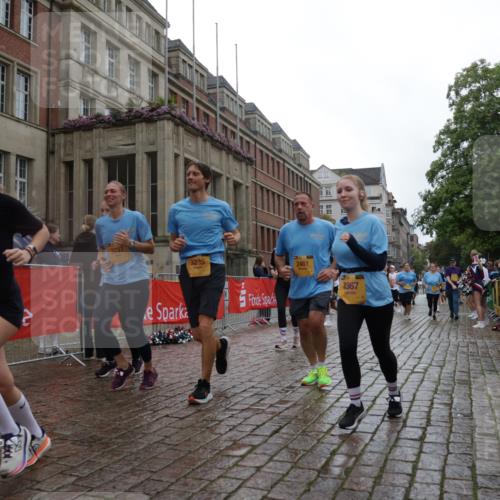 13.09.2026 - Kiel Lauf Yannick Fuchs http://msf.ph/oto/10423618 13.09.2026 10:59:02 Ziel 724, 788, 1085, 1094, 1729, 1990, 2265, 2557, 2862, 3332, 4192, 4609, 7757, 8188, 9306, 9313, 10167, 10551, 10654, 10655, 11585, 12223, 12520, 79, 971, 1521, 2156, 2307, 2461, 2473, 2559, 2896, 2965, 2994, 3235, 3237, 3943, 3944, 4395, 4456, 5775, 6497, 6906, 7367, 7738, 7888, 8004, 8059, 8348, 8381, 8752, 8841, 9132, 9306, 9387, 9417, 9937, 10135, 10878, 10969, 11087, 11699, 12659, 12672, 1825, 2385, 2639, 3480, 4342, 5891, 7066, 7734 meine-sportfotos.de