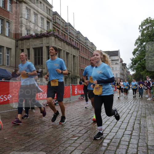 13.09.2026 - Kiel Lauf Yannick Fuchs http://msf.ph/oto/10423622 13.09.2026 10:59:02 Ziel 724, 788, 1085, 1094, 1729, 1990, 2265, 2557, 2862, 3332, 4192, 4609, 7757, 8188, 9306, 9313, 10167, 10551, 10654, 10655, 11585, 12223, 12520, 79, 971, 1521, 2156, 2307, 2461, 2473, 2559, 2896, 2965, 2994, 3235, 3237, 3943, 3944, 4395, 4456, 5775, 6497, 6906, 7367, 7738, 7888, 8004, 8059, 8348, 8381, 8752, 8841, 9132, 9306, 9387, 9417, 9937, 10135, 10878, 10969, 11087, 11699, 12659, 12672, 1825, 2385, 2639, 3480, 4342, 5891, 7066, 7734 meine-sportfotos.de