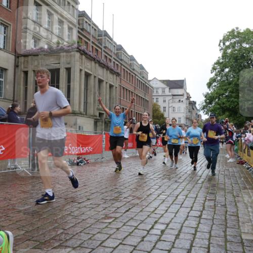 13.09.2026 - Kiel Lauf Yannick Fuchs http://msf.ph/oto/10423633 13.09.2026 10:59:05 Ziel 724, 788, 1085, 1094, 1990, 2265, 2557, 2862, 3332, 3480, 4192, 4609, 5188, 7757, 8188, 10167, 10255, 10551, 10654, 10655, 11126, 11585, 12520, 79, 1521, 1729, 2156, 2265, 2307, 2461, 2473, 2559, 2896, 2965, 2994, 3943, 3944, 4395, 4456, 5775, 6497, 7738, 7888, 8004, 8059, 8348, 8381, 8752, 8841, 9132, 9306, 9313, 9387, 9417, 10135, 10969, 11087, 11699, 12223, 12520, 12659, 12672, 1825, 2385, 2639, 2828, 4342, 5891, 5987, 6693, 7066, 7112, 7734 meine-sportfotos.de