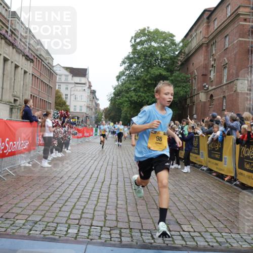 13.09.2026 - Kiel Lauf Yannick Fuchs http://msf.ph/oto/10423723 13.09.2026 09:45:06 Ziel 98, 312, 2456, 2704, 2786, 3138, 3517, 3717, 5562, 6135, 8028, 8189, 9760, 10006, 12676, 912, 1224, 2787, 3198, 3209, 4118, 4316, 4693, 5939, 6023, 6895, 7356, 7460, 9986, 10777, 11043, 11046, 11239, 12161, 12218, 12676, 1503, 2017, 2282, 3408, 3479, 3503, 3507, 4606, 5103, 5369, 5399, 5400, 5672, 5811, 6097, 6098, 6556, 8152, 8854, 9425, 9456, 9897, 10498, 11939, 12347, 12348, 12351, 801, 958, 1849, 1866, 2045, 2212, 2868, 3198, 4098, 4316 meine-sportfotos.de