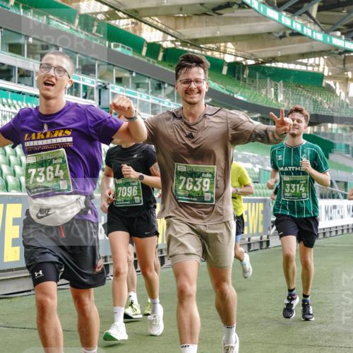 13.09.2026 - 21. swb-Marathon Bremen Michael Burmester http://msf.ph/oto/10423725 13.09.2026 13:23:32 Laufen im Stadion 137, 160, 182, 211, 324, 343, 434, 533, 571, 609, 708, 721, 739, 743, 752, 892, 1157, 1178, 1259, 1273, 1331, 1471, 1597, 1598, 1657, 1669, 1691, 1746, 1788, 1883, 1944, 2213, 2252, 2286, 2290, 2433, 2445, 2465, 2475, 2483, 2495, 2503, 2504, 2526, 2571, 2619, 2685, 2711, 2768, 2776, 2936, 2968, 3252, 3282, 3288, 3289, 3292, 3312, 3347, 3351, 3364, 3395, 3423, 3447, 3505, 3530, 3559, 3682, 3727, 3770, 3784, 3819, 4020, 4054, 4231, 4406, 4407, 4431, 4466, 4467, 4584, 1506 meine-sportfotos.de