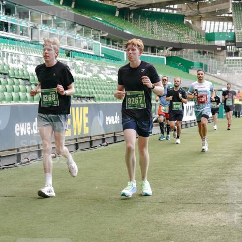 13.09.2026 - 21. swb-Marathon Bremen Michael Burmester http://msf.ph/oto/10423778 13.09.2026 13:00:43 Laufen im Stadion 135, 232, 242, 260, 282, 318, 342, 440, 651, 687, 745, 1080, 1166, 1209, 1368, 1448, 1493, 1494, 1582, 1650, 1861, 1896, 1935, 1963, 2088, 2289, 2293, 2306, 2322, 2370, 2409, 2427, 2481, 2485, 2490, 2491, 2517, 2560, 2561, 2570, 2627, 2658, 2686, 2700, 2708, 2781, 2806, 2899, 2906, 2914, 2953, 2961, 2967, 3015, 3076, 3105, 3124, 3145, 3168, 3173, 3190, 3273, 3354, 3372, 3374, 3375, 3385, 3480, 3524, 3526, 3531, 3642, 3652, 3729, 3774, 3855, 3856, 3861, 3930 meine-sportfotos.de