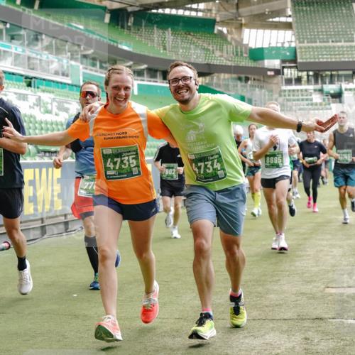 13.09.2026 - 21. swb-Marathon Bremen Michael Burmester http://msf.ph/oto/10423902 13.09.2026 13:00:47 Laufen im Stadion 135, 232, 242, 260, 282, 318, 342, 440, 651, 687, 745, 930, 1067, 1080, 1166, 1209, 1368, 1448, 1493, 1494, 1582, 1650, 1861, 1896, 1935, 1963, 2088, 2289, 2293, 2306, 2322, 2370, 2409, 2427, 2481, 2485, 2490, 2491, 2517, 2560, 2561, 2570, 2627, 2658, 2686, 2700, 2708, 2781, 2806, 2899, 2906, 2914, 2953, 2961, 2967, 3015, 3076, 3105, 3124, 3145, 3168, 3173, 3273, 3354, 3372, 3374, 3375, 3385, 3480, 3524, 3526, 3642, 3652, 3729, 3774, 3855, 3856, 3861, 3930 meine-sportfotos.de