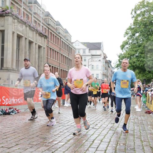 13.09.2026 - Kiel Lauf Yannick Fuchs http://msf.ph/oto/10424168 13.09.2026 10:59:54 Ziel 469, 988, 1002, 1562, 1728, 1895, 1948, 2287, 3063, 4509, 5261, 5627, 6295, 7398, 7543, 7954, 8120, 9271, 9299, 11007, 11377, 11415, 620, 683, 747, 1825, 1835, 2354, 2394, 2771, 2828, 3108, 3113, 3176, 3348, 3607, 3663, 4342, 5173, 5382, 5608, 5891, 5977, 5987, 6693, 7066, 7112, 7350, 7454, 7527, 7614, 7734, 8208, 8234, 8723, 8884, 9684, 9700, 9778, 9971, 10157, 10453, 10536, 10799, 10916, 10918, 11016, 11177, 12359, 12408, 173, 327, 3121, 4342, 5891, 7066, 7734 meine-sportfotos.de
