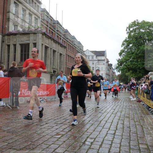 13.09.2026 - Kiel Lauf Yannick Fuchs http://msf.ph/oto/10424200 13.09.2026 10:59:57 Ziel 469, 964, 1002, 1562, 1728, 1895, 1948, 2287, 3063, 4509, 5261, 5627, 6295, 7398, 7954, 8120, 9140, 9271, 9299, 11007, 11377, 11415, 620, 683, 747, 988, 1002, 1835, 2354, 2394, 2771, 2828, 3108, 3113, 3176, 3348, 3607, 3663, 5173, 5382, 5608, 5627, 5977, 5987, 6693, 7066, 7112, 7350, 7454, 7543, 7614, 8208, 8234, 8723, 8884, 9684, 9700, 9778, 9971, 10157, 10453, 10536, 10799, 10916, 10918, 11016, 11177, 12359, 12408, 173, 327, 2187, 2558, 3121, 2828, 4342, 5891, 7066, 7734 meine-sportfotos.de