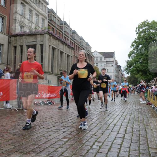 13.09.2026 - Kiel Lauf Yannick Fuchs http://msf.ph/oto/10424203 13.09.2026 10:59:57 Ziel 469, 964, 1002, 1562, 1728, 1895, 1948, 2287, 3063, 4509, 5261, 5627, 6295, 7398, 7954, 8120, 9140, 9271, 9299, 11007, 11377, 11415, 620, 683, 747, 988, 1002, 1835, 2354, 2394, 2771, 2828, 3108, 3113, 3176, 3348, 3607, 3663, 5173, 5382, 5608, 5627, 5977, 5987, 6693, 7066, 7112, 7350, 7454, 7543, 7614, 8208, 8234, 8723, 8884, 9684, 9700, 9778, 9971, 10157, 10453, 10536, 10799, 10916, 10918, 11016, 11177, 12359, 12408, 173, 327, 2187, 2558, 3121, 2828, 4342, 5891, 7066, 7734 meine-sportfotos.de