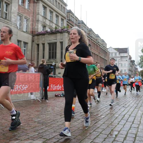 13.09.2026 - Kiel Lauf Yannick Fuchs http://msf.ph/oto/10424217 13.09.2026 10:59:58 Ziel 469, 753, 964, 1562, 1728, 1895, 1948, 2287, 3063, 4509, 5261, 6295, 7398, 7954, 8120, 9140, 9271, 9299, 11007, 11377, 11415, 469, 620, 683, 747, 988, 1002, 1835, 2354, 2394, 2771, 2828, 3108, 3113, 3176, 3348, 3607, 3663, 5173, 5382, 5608, 5627, 5977, 5987, 6693, 7112, 7350, 7454, 7543, 7614, 8208, 8234, 8723, 8884, 9700, 9778, 9971, 10157, 10799, 10916, 10918, 11016, 11177, 12359, 12408, 173, 327, 1036, 2187, 2558, 3121, 2828, 4342, 5891, 7066, 7734 meine-sportfotos.de