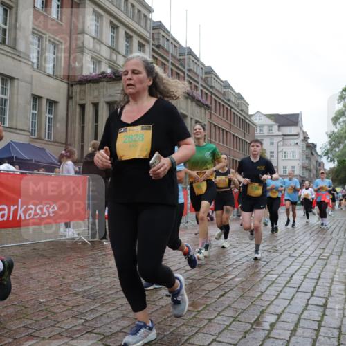 13.09.2026 - Kiel Lauf Yannick Fuchs http://msf.ph/oto/10424222 13.09.2026 10:59:58 Ziel 469, 753, 964, 1562, 1728, 1895, 1948, 2287, 3063, 4509, 5261, 6295, 7398, 7954, 8120, 9140, 9271, 9299, 11007, 11377, 11415, 469, 620, 683, 747, 988, 1002, 1835, 2354, 2394, 2771, 2828, 3108, 3113, 3176, 3348, 3607, 3663, 5173, 5382, 5608, 5627, 5977, 5987, 6693, 7112, 7350, 7454, 7543, 7614, 8208, 8234, 8723, 8884, 9700, 9778, 9971, 10157, 10799, 10916, 10918, 11016, 11177, 12359, 12408, 173, 327, 1036, 2187, 2558, 3121, 2828, 4342, 5891, 7066, 7734 meine-sportfotos.de