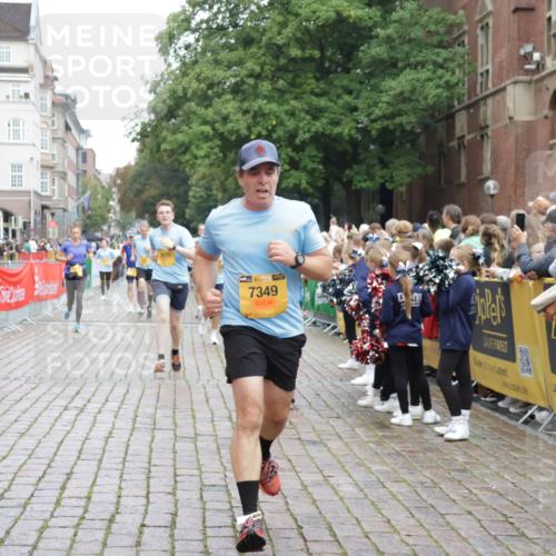 13.09.2026 - Kiel Lauf Yannick Fuchs http://msf.ph/oto/10424225 13.09.2026 09:45:41 Ziel 1023, 1579, 2788, 3025, 3974, 4413, 4569, 6038, 7202, 7349, 8126, 10142, 10392, 10445, 12069, 12281, 312, 1503, 2017, 2282, 2786, 2835, 3408, 3479, 3503, 3507, 4606, 5103, 5369, 5399, 5400, 5672, 5811, 6097, 6098, 6556, 7854, 8152, 8854, 9425, 9456, 9760, 9897, 10006, 10498, 11939, 12069, 12347, 12348, 12351, 557, 1415, 1418, 2127, 3142, 3301, 4909, 4910, 5234, 5511, 5757, 5829, 7572, 7911, 7924, 8244, 8611, 8859, 9841, 10036, 10719, 12374, 12841, 98, 312, 2786, 3138 meine-sportfotos.de