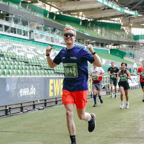 13.09.2026 - 21. swb-Marathon Bremen Michael Burmester http://msf.ph/oto/10424228 13.09.2026 13:00:56 Laufen im Stadion 135, 242, 260, 282, 318, 342, 440, 651, 687, 930, 1006, 1067, 1209, 1368, 1436, 1448, 1493, 1494, 1582, 1650, 1861, 1896, 1935, 1963, 2033, 2062, 2088, 2293, 2306, 2322, 2370, 2409, 2427, 2481, 2485, 2490, 2491, 2517, 2560, 2561, 2570, 2627, 2658, 2686, 2700, 2708, 2781, 2906, 2914, 2967, 3076, 3105, 3145, 3168, 3173, 3273, 3354, 3372, 3374, 3375, 3385, 3480, 3524, 3526, 3642, 3729, 3774, 3806, 3855, 3856, 3861, 3930 meine-sportfotos.de