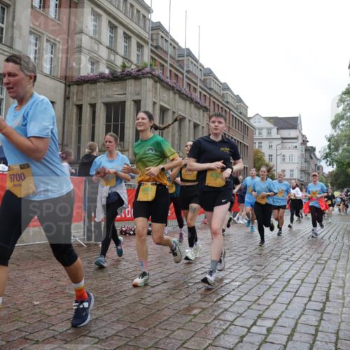 13.09.2026 - Kiel Lauf Yannick Fuchs http://msf.ph/oto/10424231 13.09.2026 10:59:59 Ziel 753, 964, 1562, 1728, 1895, 1948, 2287, 3063, 4509, 5261, 6295, 7398, 7954, 8120, 9140, 9271, 9299, 10996, 11007, 11377, 11415, 469, 620, 683, 747, 988, 1002, 1835, 2354, 2394, 2771, 3063, 3108, 3113, 3176, 3348, 3607, 3663, 5173, 5261, 5382, 5608, 5627, 5977, 6693, 7112, 7350, 7454, 7543, 7614, 8208, 8234, 8723, 8884, 9700, 9778, 9971, 10157, 10799, 10916, 10918, 11016, 11177, 12359, 12408, 173, 327, 1036, 2150, 2151, 2187, 2558, 3121, 2828, 4342, 5891, 7066, 7734 meine-sportfotos.de