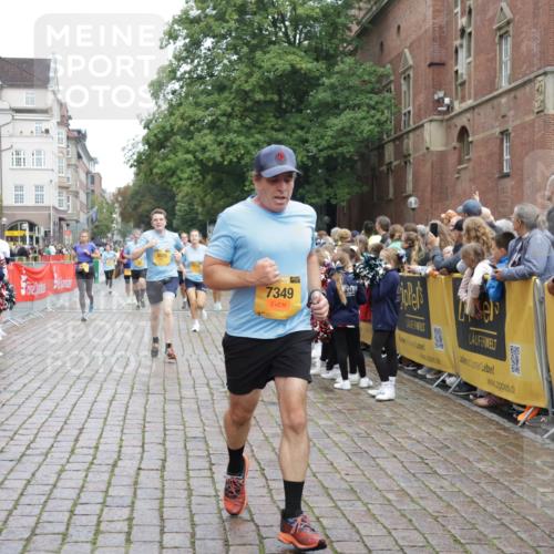 13.09.2026 - Kiel Lauf Yannick Fuchs http://msf.ph/oto/10424234 13.09.2026 09:45:41 Ziel 1023, 1579, 2788, 3025, 3974, 4413, 4569, 6038, 7202, 7349, 8126, 10142, 10392, 10445, 12069, 12281, 312, 1503, 2017, 2282, 2786, 2835, 3408, 3479, 3503, 3507, 4606, 5103, 5369, 5399, 5400, 5672, 5811, 6097, 6098, 6556, 7854, 8152, 8854, 9425, 9456, 9760, 9897, 10006, 10498, 11939, 12069, 12347, 12348, 12351, 557, 1415, 1418, 2127, 3142, 3301, 4909, 4910, 5234, 5511, 5757, 5829, 7572, 7911, 7924, 8244, 8611, 8859, 9841, 10036, 10719, 12374, 12841, 98, 312, 2786, 3138 meine-sportfotos.de