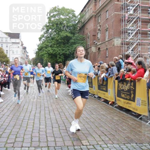 13.09.2026 - Kiel Lauf Yannick Fuchs http://msf.ph/oto/10424266 13.09.2026 09:45:45 Ziel 2788, 3025, 3974, 4413, 4569, 5511, 7202, 7349, 7572, 8126, 9841, 10036, 10142, 10392, 10445, 12281, 1023, 1503, 1579, 2017, 2282, 2835, 3408, 3479, 3503, 3507, 4606, 5103, 5369, 5399, 5400, 5672, 5811, 6038, 6097, 6098, 6556, 7854, 8152, 8854, 9425, 9456, 9760, 9897, 10498, 11939, 12069, 12281, 12347, 12348, 12351, 557, 1415, 1418, 2127, 2482, 3142, 3301, 4909, 4910, 4918, 5234, 5757, 5829, 7911, 7924, 8244, 8611, 8859, 10203, 10719, 12374, 12841, 98, 312, 2786 meine-sportfotos.de