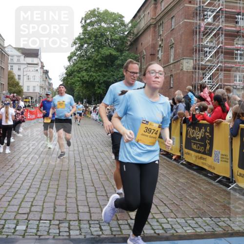 13.09.2026 - Kiel Lauf Yannick Fuchs http://msf.ph/oto/10424309 13.09.2026 09:45:48 Ziel 557, 2127, 2788, 3025, 3142, 3301, 3974, 4413, 4569, 5511, 5757, 7202, 7349, 7572, 9841, 10036, 10142, 10392, 10445, 12374, 1023, 1503, 1579, 2017, 2282, 2835, 3408, 3479, 4606, 5103, 5369, 5399, 5400, 5811, 6038, 6097, 6098, 7854, 8126, 8152, 8854, 9425, 9456, 9897, 10498, 11939, 12069, 12281, 12347, 12348, 12351, 1415, 1418, 2482, 4909, 4910, 4918, 5234, 5829, 6732, 7911, 7924, 8244, 8611, 8859, 10203, 10685, 10719, 10898, 12841, 312, 2282, 2786, 3479 meine-sportfotos.de
