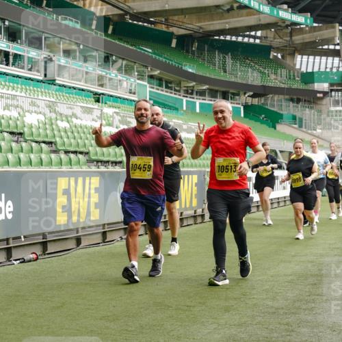 13.09.2026 - 21. swb-Marathon Bremen Michael Burmester http://msf.ph/oto/10424329 13.09.2026 10:47:06 Laufen im Stadion 10161, 10349, 10472, 10535, 10895, 10933, 10970, 11050, 11104, 11181, 11244, 11262, 11296, 11309, 11367, 11457, 11529, 11530, 11546, 11573, 11574, 11579, 11639, 11663, 11675, 11709, 11760, 11821, 12157, 12211, 12285, 12316, 12317, 12340, 12374, 12422, 12444, 12462, 10002, 10004, 10005, 10176, 10271, 10295, 10303, 10325, 10335, 10361, 10362, 10459, 10513, 10629, 10756, 10779, 10882, 10997, 10999, 11233, 11307, 11355 meine-sportfotos.de