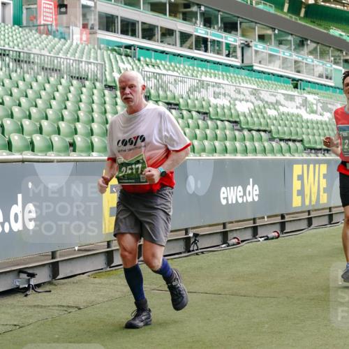13.09.2026 - 21. swb-Marathon Bremen Michael Burmester http://msf.ph/oto/10424349 13.09.2026 13:00:59 Laufen im Stadion 135, 242, 260, 282, 318, 342, 440, 531, 651, 687, 930, 1006, 1067, 1209, 1368, 1436, 1448, 1493, 1494, 1582, 1650, 1861, 1896, 1935, 1963, 2033, 2062, 2088, 2293, 2306, 2322, 2370, 2409, 2427, 2481, 2485, 2490, 2491, 2517, 2560, 2561, 2570, 2627, 2658, 2686, 2700, 2708, 2781, 2906, 2914, 2967, 3076, 3105, 3145, 3168, 3173, 3273, 3354, 3372, 3374, 3375, 3385, 3480, 3524, 3526, 3642, 3667, 3729, 3774, 3806, 3855, 3856, 3861, 3930 meine-sportfotos.de