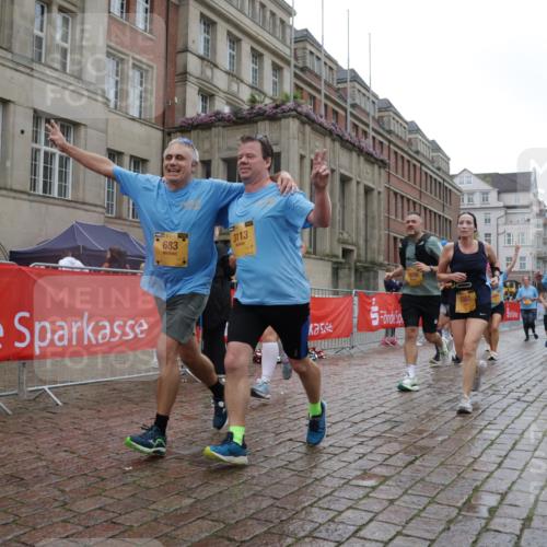 13.09.2026 - Kiel Lauf Yannick Fuchs http://msf.ph/oto/10424368 13.09.2026 11:00:09 Ziel 173, 327, 753, 964, 1078, 1728, 2382, 2490, 3121, 3775, 4437, 6520, 6897, 7398, 7438, 7945, 9140, 9690, 10420, 10996, 11220, 11503, 11607, 469, 683, 747, 988, 1002, 1562, 1728, 1895, 1948, 2287, 3063, 3108, 3113, 3176, 3607, 4509, 5173, 5261, 5382, 5608, 5627, 6295, 7350, 7398, 7454, 7543, 7614, 7954, 8120, 8234, 8723, 8884, 9271, 9299, 10916, 10918, 11007, 11377, 11415, 12408, 893, 1036, 1518, 1896, 1897, 2150, 2151, 2187, 2558, 2915, 3793, 10674, 620, 683, 3113, 3176 meine-sportfotos.de