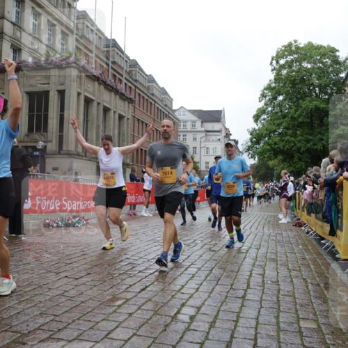 13.09.2026 - Kiel Lauf Yannick Fuchs http://msf.ph/oto/10424406 13.09.2026 11:00:11 Ziel 173, 327, 753, 1078, 2187, 2382, 2490, 3121, 3775, 4437, 6520, 6897, 7438, 7945, 9140, 9690, 10420, 10996, 11220, 11503, 11607, 469, 747, 964, 988, 1002, 1562, 1728, 1895, 1948, 2287, 3063, 3176, 3607, 4509, 5173, 5261, 5608, 5627, 6295, 7350, 7398, 7454, 7543, 7614, 7954, 8120, 8234, 8723, 8884, 9271, 9299, 10916, 10918, 11007, 11377, 11415, 893, 1036, 1518, 1650, 1896, 1897, 2150, 2151, 2233, 2558, 2915, 3793, 10674, 620, 683, 3113, 3176, 7614 meine-sportfotos.de