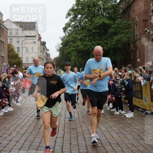 13.09.2026 - Kiel Lauf Yannick Fuchs http://msf.ph/oto/10424452 13.09.2026 09:45:57 Ziel 557, 1415, 1418, 2127, 3142, 3301, 4909, 4910, 5234, 5511, 5757, 5829, 7572, 7911, 7924, 8244, 8611, 8859, 9841, 10036, 10719, 12374, 12841, 1023, 1503, 1579, 2017, 2788, 2835, 3025, 3408, 3974, 4413, 4569, 5103, 5369, 5399, 5511, 5811, 6038, 7202, 7349, 7854, 8126, 8152, 9456, 10142, 10392, 10445, 10498, 11939, 12069, 12281, 442, 2482, 3052, 3954, 4918, 5855, 5955, 6732, 7015, 7308, 8125, 10203, 10685, 10898, 11076, 11078, 1503, 2017, 2282, 3408, 5103, 5369, 5399 meine-sportfotos.de
