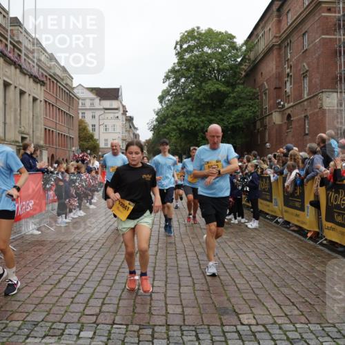 13.09.2026 - Kiel Lauf Yannick Fuchs http://msf.ph/oto/10424454 13.09.2026 09:45:57 Ziel 557, 1415, 1418, 2127, 3142, 3301, 4909, 4910, 5234, 5511, 5757, 5829, 7572, 7911, 7924, 8244, 8611, 8859, 9841, 10036, 10719, 12374, 12841, 1023, 1503, 1579, 2017, 2788, 2835, 3025, 3408, 3974, 4413, 4569, 5103, 5369, 5399, 5511, 5811, 6038, 7202, 7349, 7854, 8126, 8152, 9456, 10142, 10392, 10445, 10498, 11939, 12069, 12281, 442, 2482, 3052, 3954, 4918, 5855, 5955, 6732, 7015, 7308, 8125, 10203, 10685, 10898, 11076, 11078, 1503, 2017, 2282, 3408, 5103, 5369, 5399 meine-sportfotos.de