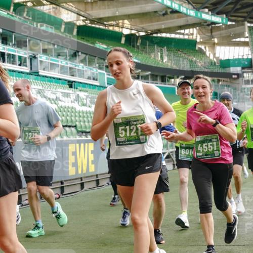 13.09.2026 - 21. swb-Marathon Bremen Michael Burmester http://msf.ph/oto/10424650 13.09.2026 13:24:05 Laufen im Stadion 137, 160, 182, 294, 324, 434, 533, 548, 609, 708, 721, 723, 739, 743, 752, 892, 1178, 1273, 1331, 1463, 1471, 1491, 1597, 1598, 1691, 1746, 1788, 1944, 2095, 2211, 2213, 2252, 2267, 2286, 2312, 2323, 2433, 2445, 2465, 2475, 2483, 2495, 2497, 2503, 2526, 2554, 2571, 2644, 2768, 2776, 2936, 2968, 3252, 3282, 3288, 3289, 3292, 3298, 3306, 3312, 3347, 3364, 3381, 3395, 3423, 3447, 3505, 3530, 3559, 3727, 3770, 3819, 4054, 4231, 4406, 4407, 4466, 4467 meine-sportfotos.de