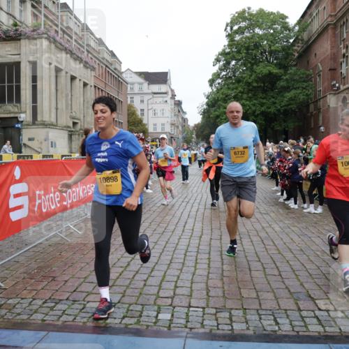 13.09.2026 - Kiel Lauf Yannick Fuchs http://msf.ph/oto/10424656 13.09.2026 09:46:09 Ziel 1415, 2482, 3052, 4909, 4910, 4918, 5234, 5855, 6732, 7015, 7308, 8125, 10203, 10685, 10898, 11076, 11078, 557, 1023, 1418, 2127, 2788, 3025, 3142, 3301, 3974, 4413, 4569, 5511, 5757, 5829, 7202, 7349, 7572, 7911, 7924, 8126, 8244, 8611, 8859, 9841, 10036, 10142, 10392, 10445, 10719, 12281, 12374, 12841, 167, 181, 442, 3361, 3954, 5955, 6857, 10117, 10913, 11316, 11859, 11861, 12495, 12621, 1023, 1579, 2835, 6038, 8126 meine-sportfotos.de
