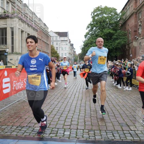 13.09.2026 - Kiel Lauf Yannick Fuchs http://msf.ph/oto/10424661 13.09.2026 09:46:10 Ziel 1415, 2482, 3052, 3954, 4909, 4910, 4918, 5234, 5855, 5955, 6732, 7015, 7308, 8125, 10203, 10685, 10898, 11076, 11078, 557, 1418, 2127, 2788, 3025, 3142, 3301, 3974, 4413, 4569, 5511, 5757, 5829, 7202, 7349, 7572, 7911, 7924, 8126, 8244, 8611, 8859, 9841, 10036, 10142, 10392, 10445, 10719, 12281, 12374, 12841, 167, 181, 442, 3361, 6857, 9832, 10117, 10913, 11316, 11859, 11861, 12495, 12621, 1023, 1579, 6038, 8126 meine-sportfotos.de