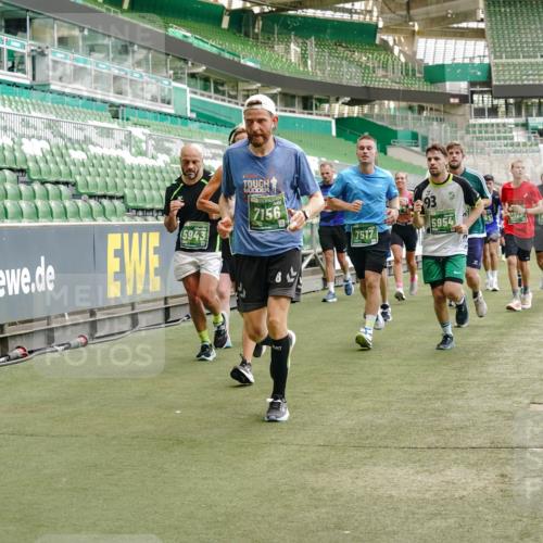 13.09.2026 - 21. swb-Marathon Bremen Michael Burmester http://msf.ph/oto/10424700 13.09.2026 13:01:10 Laufen im Stadion 135, 242, 260, 282, 318, 342, 440, 531, 651, 687, 930, 946, 1006, 1067, 1209, 1368, 1436, 1448, 1493, 1494, 1582, 1650, 1861, 1896, 1935, 1963, 2033, 2047, 2062, 2088, 2293, 2306, 2322, 2370, 2409, 2427, 2481, 2485, 2490, 2491, 2517, 2560, 2561, 2627, 2638, 2658, 2686, 2700, 2708, 2781, 2906, 2914, 2967, 3076, 3105, 3145, 3168, 3173, 3273, 3354, 3372, 3374, 3375, 3385, 3480, 3524, 3526, 3527, 3642, 3667, 3729, 3774, 3806, 3855, 3856, 3861, 3930 meine-sportfotos.de