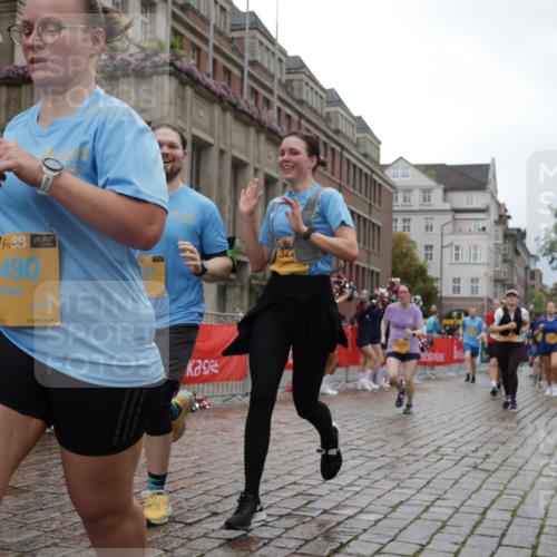 13.09.2026 - Kiel Lauf Yannick Fuchs http://msf.ph/oto/10424702 13.09.2026 11:00:46 Ziel 1722, 1795, 2038, 3423, 3425, 4055, 4706, 4855, 4915, 5648, 5794, 5912, 6399, 6426, 6995, 6996, 7214, 7610, 8590, 8622, 8686, 9199, 10339, 10480, 10529, 10700, 12326, 12773, 327, 362, 893, 1036, 1518, 1650, 1896, 1897, 2150, 2151, 2187, 2233, 2267, 2490, 2558, 2915, 3121, 3793, 4239, 4261, 4524, 4787, 4905, 6431, 6770, 6897, 7091, 7179, 7438, 7997, 8481, 8565, 9327, 9408, 10346, 10590, 10674, 11182, 11220, 11471, 11797, 11835, 12214, 12457, 12756, 48, 190 meine-sportfotos.de
