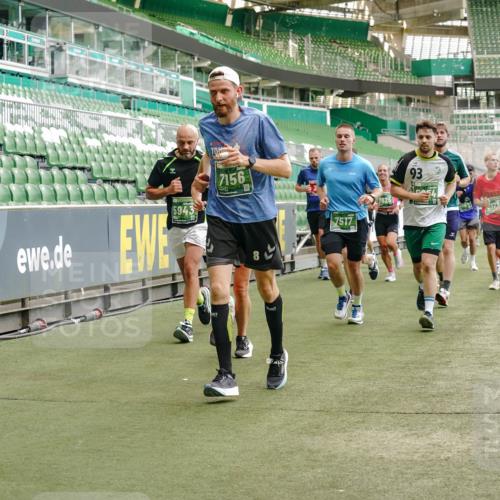 13.09.2026 - 21. swb-Marathon Bremen Michael Burmester http://msf.ph/oto/10424713 13.09.2026 13:01:11 Laufen im Stadion 135, 242, 260, 282, 318, 342, 440, 531, 651, 687, 930, 946, 1006, 1067, 1209, 1368, 1436, 1448, 1493, 1494, 1582, 1650, 1861, 1896, 1935, 1963, 2033, 2047, 2062, 2088, 2293, 2306, 2322, 2370, 2409, 2427, 2481, 2485, 2490, 2491, 2517, 2560, 2561, 2627, 2638, 2658, 2686, 2700, 2708, 2781, 2906, 2914, 2967, 3076, 3105, 3145, 3168, 3173, 3273, 3354, 3372, 3374, 3375, 3385, 3392, 3480, 3524, 3526, 3527, 3642, 3667, 3729, 3774, 3806, 3855, 3856, 3861, 3930 meine-sportfotos.de